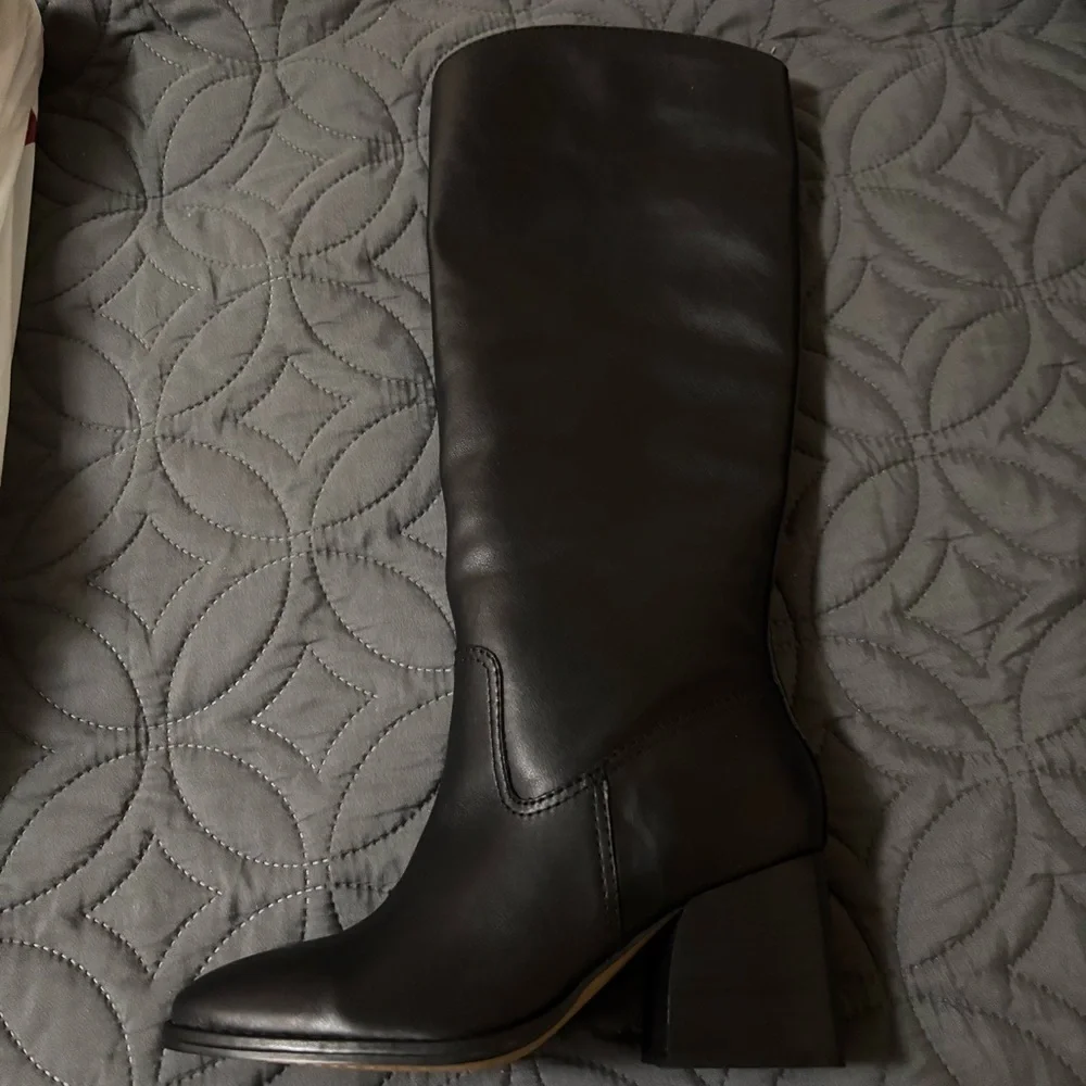 Vince Camuto - Leila Extra Wide-Calf Boots size 6.5rich mahogany - Picture 8 of 15